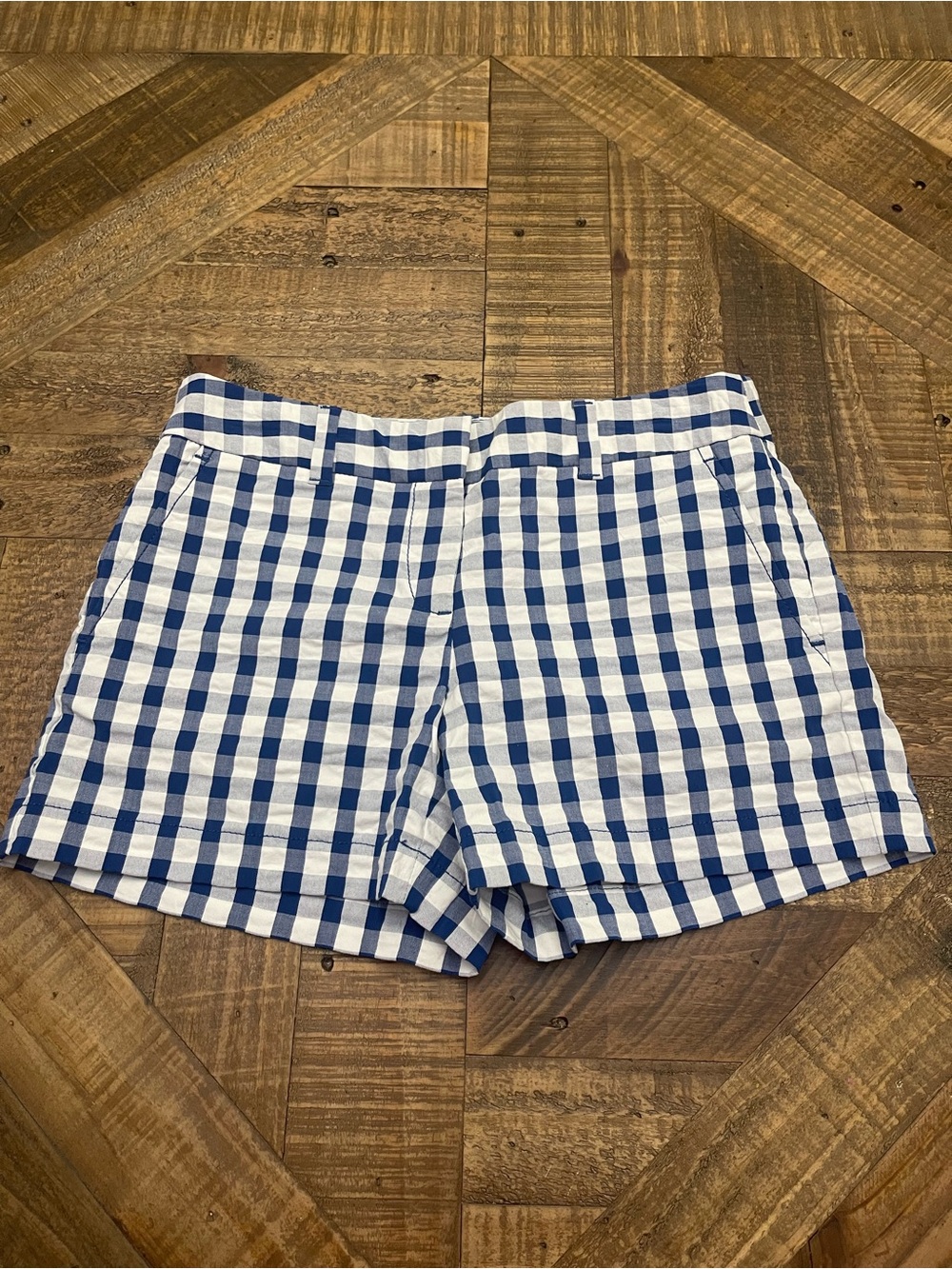 NWT LOFT Blue and White Gingham 4" Tailored Chino Shorts Size 00